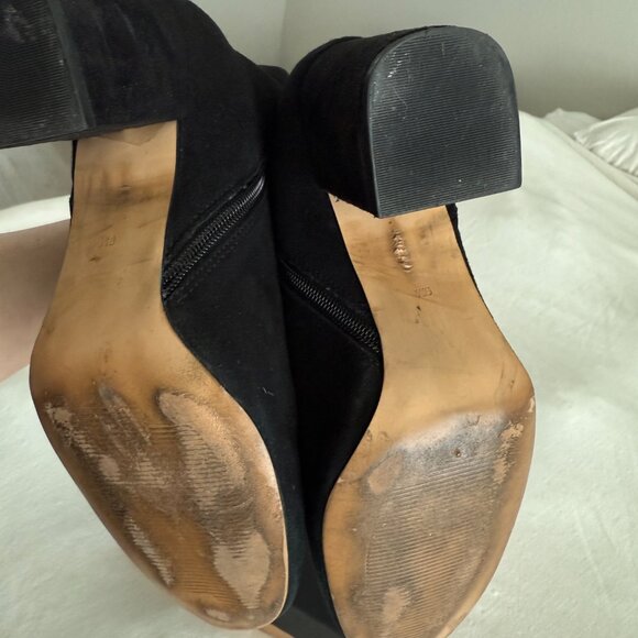 Halogen "Abbi" Block Heel Black Suede Ankle Booties - Picture 5 of 6